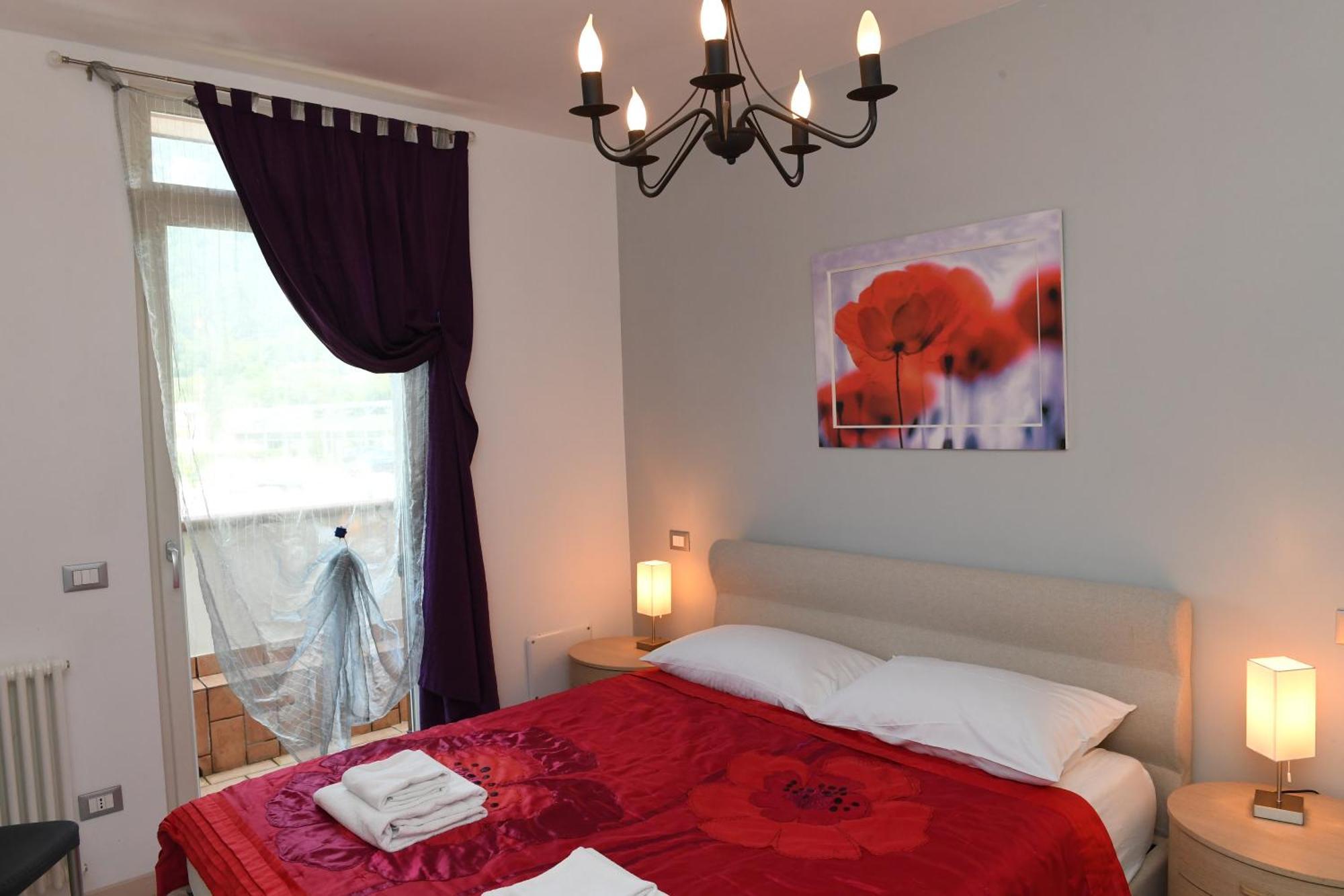 Apartament Favola Bella The Panoramic Penthouse Bardolino Zewnętrze zdjęcie